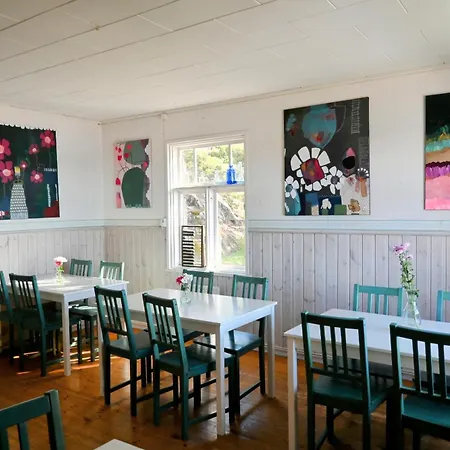 Strandhugget Bed and Breakfast Sottunga