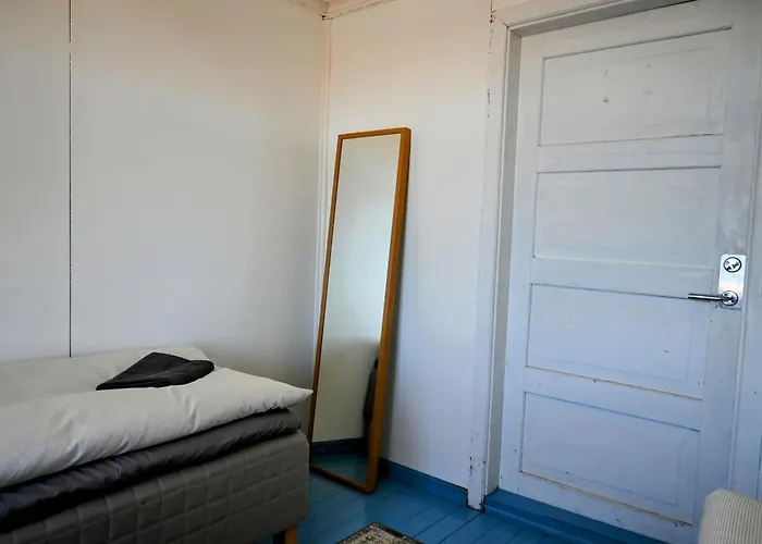 Strandhugget Bed & Breakfast *