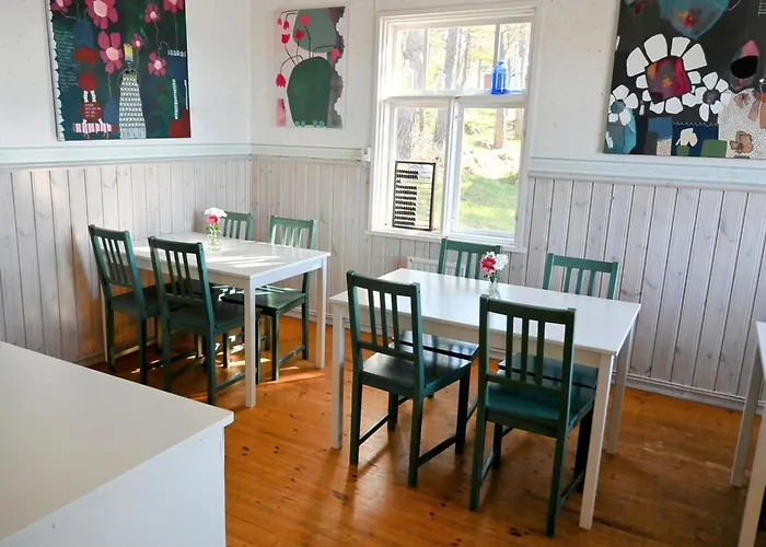 Strandhugget Bed & Breakfast *