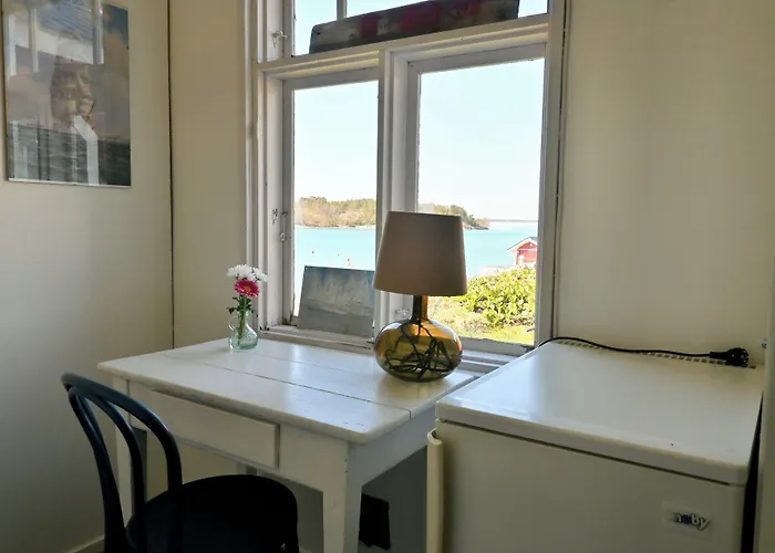 Strandhugget Bed & Breakfast Sottunga